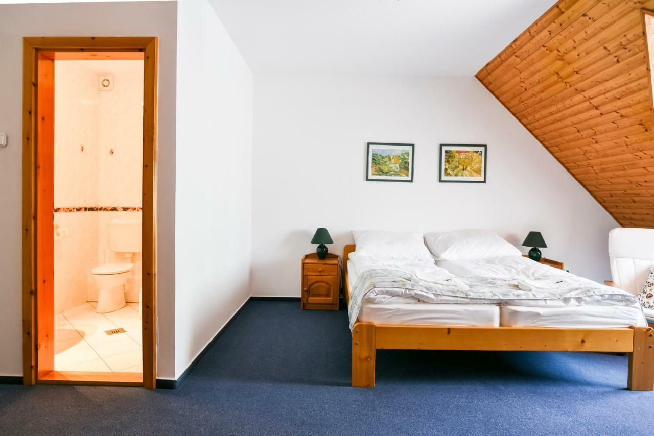 Gyorfi Apartmanhaz زاماردي المظهر الخارجي الصورة